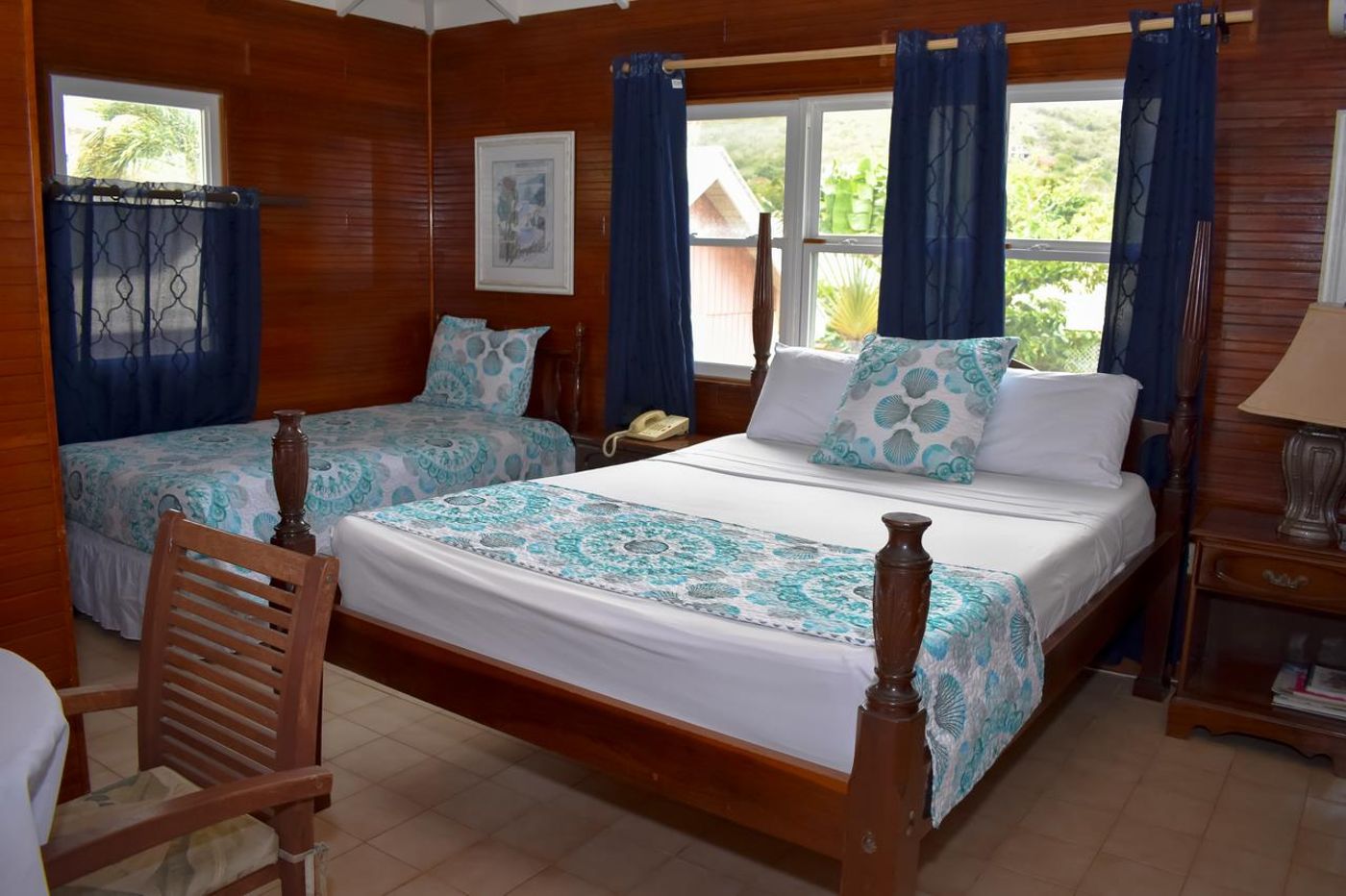 Catamaran Hotel Marina