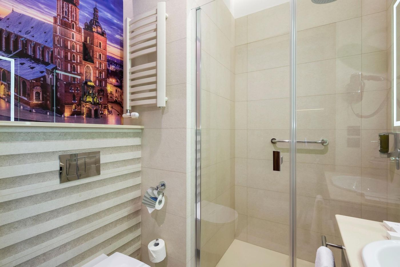 Sky-Hotel-Krakow-Room-37