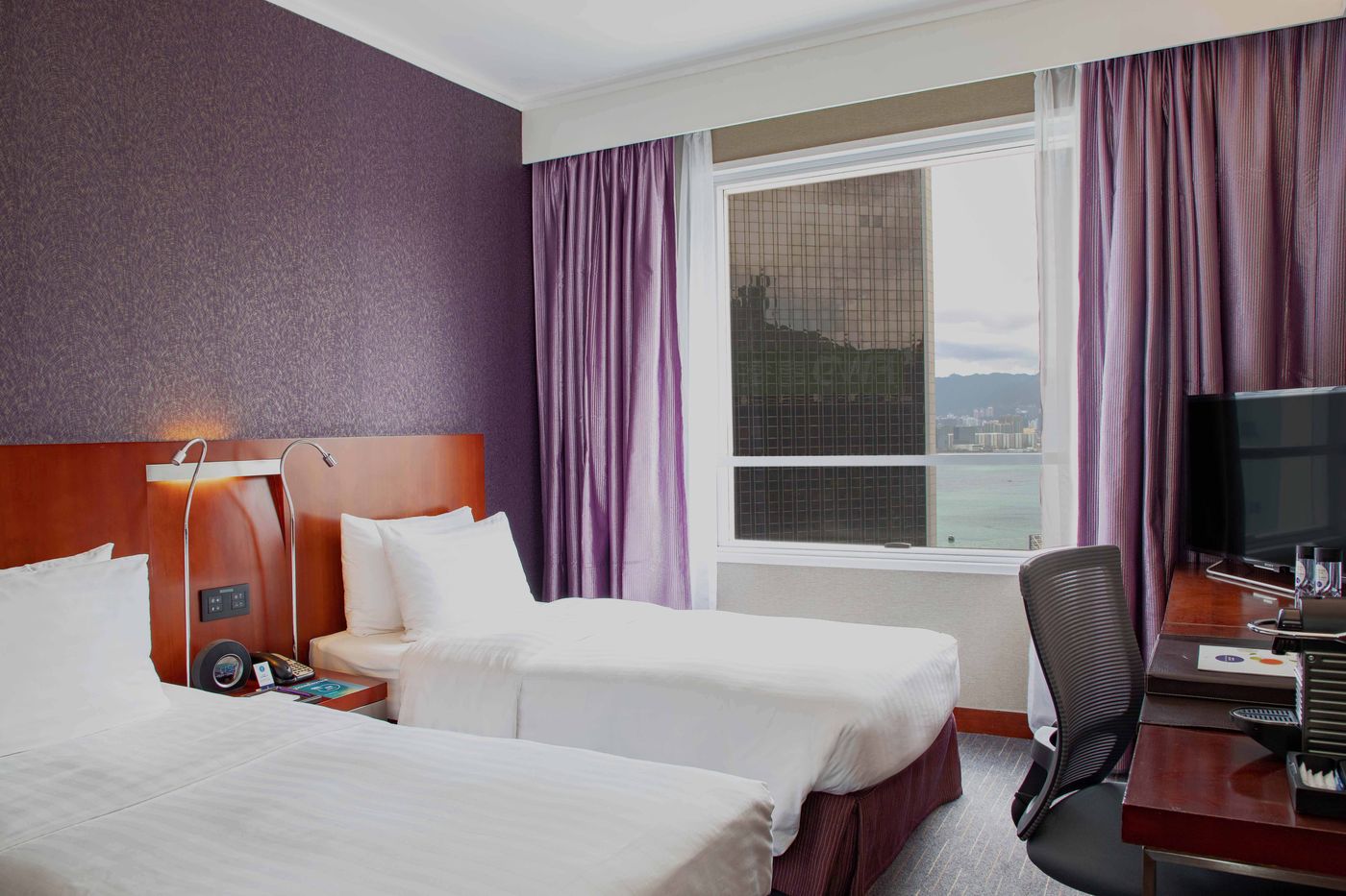 Novotel-Hong-Kong-Century-Room-31