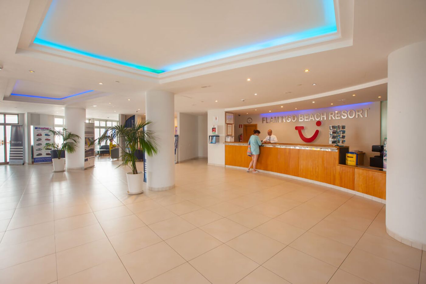 Flamingo Beach Resort