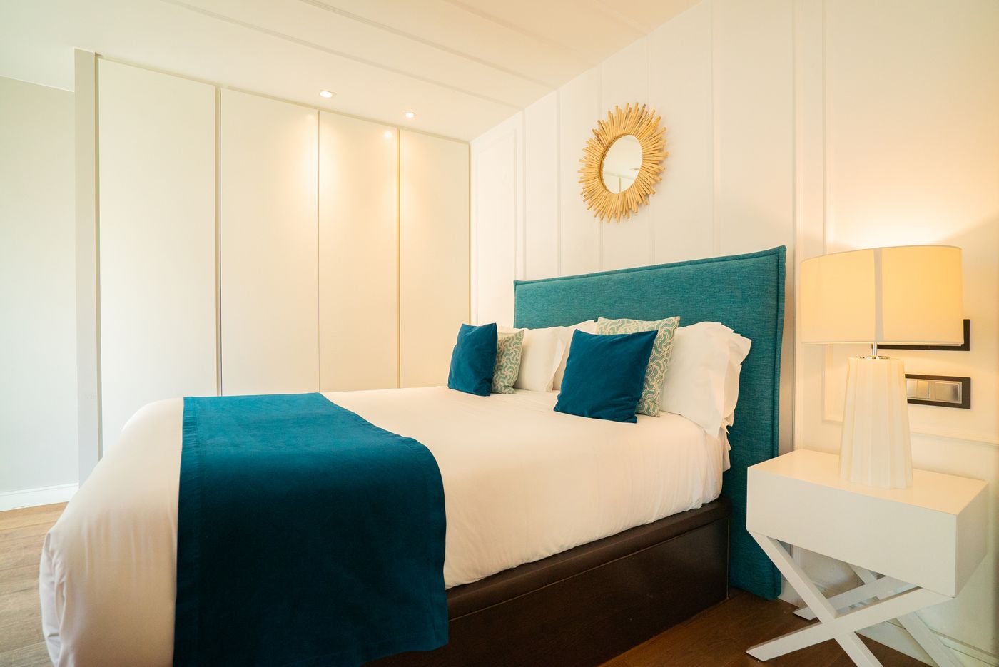 Gran-Via-Centric-II-Room-27