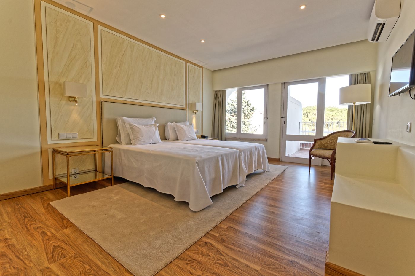 Carvoeiro-Hotel-Room-8
