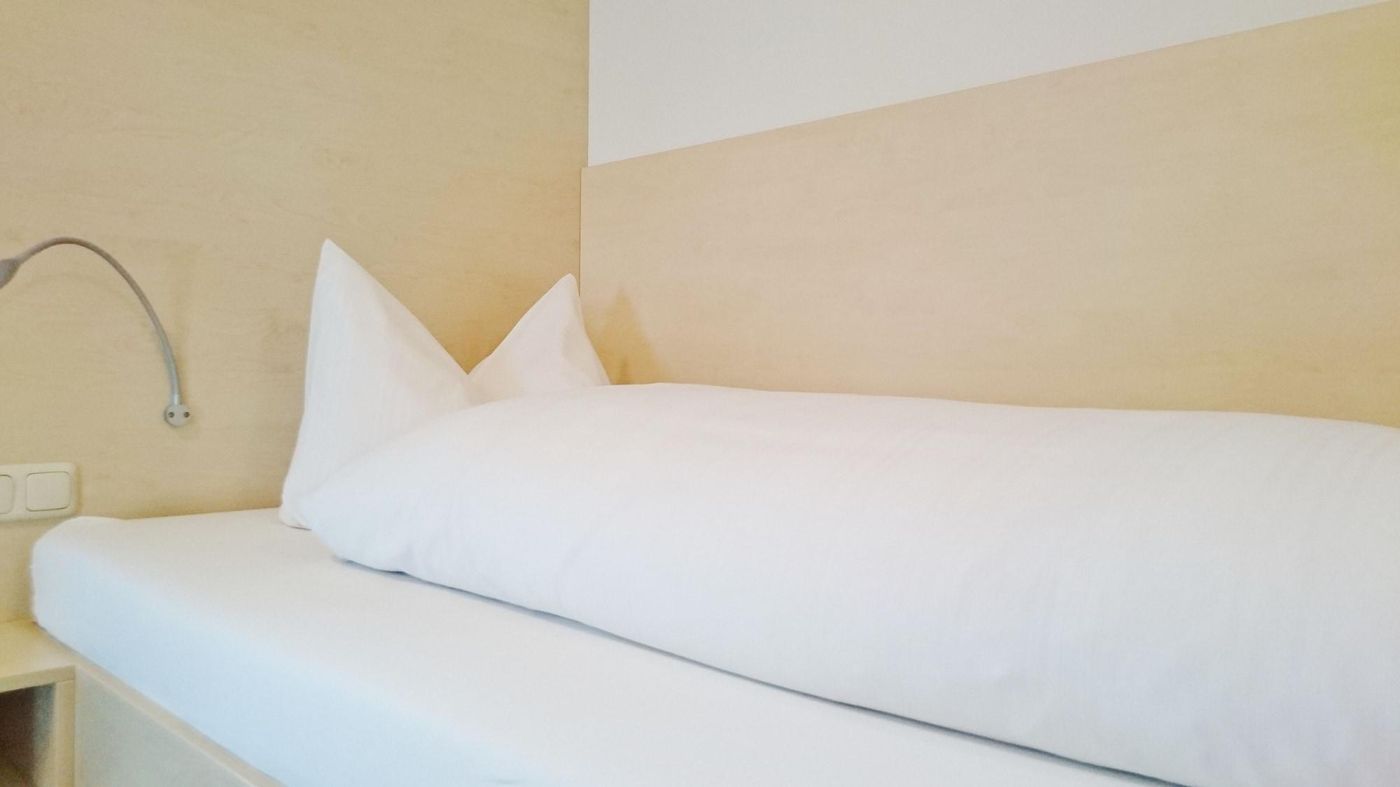 GÃ¤stehaus Langhammer-Germany-BUBENREUTH-Room-9