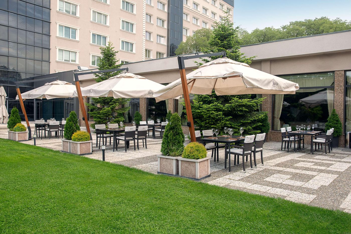 Imperial-Plovdiv-a-member-of-Radisson-Individuals-Restaurant-54