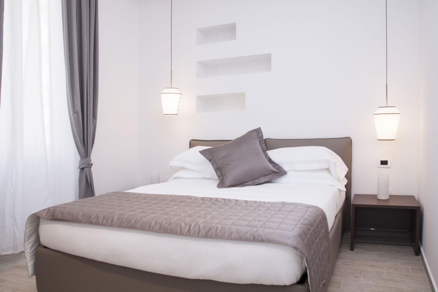 Maison-Maneli-Luxury-B-B-Room-26