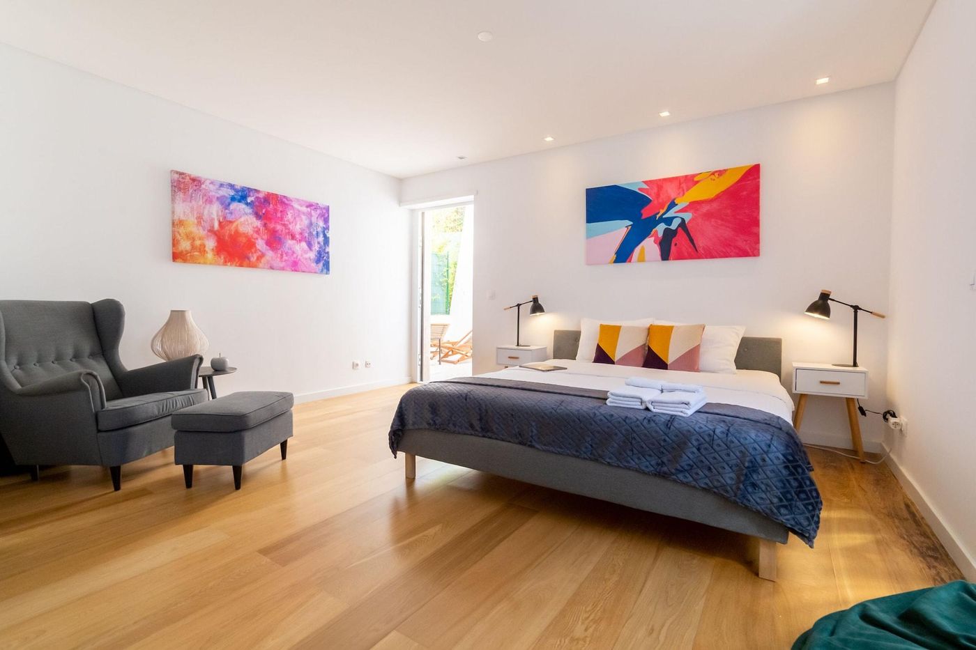 Industrial Lisbon Apartment - Adults Only-Portugal-LISBON-Room-9