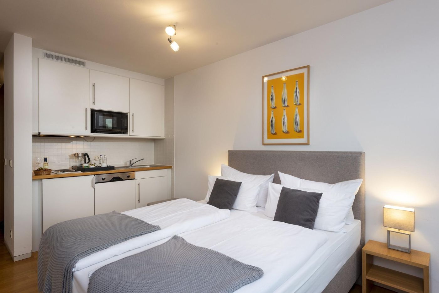 Hotel-Aquino-Berlin-Room-10