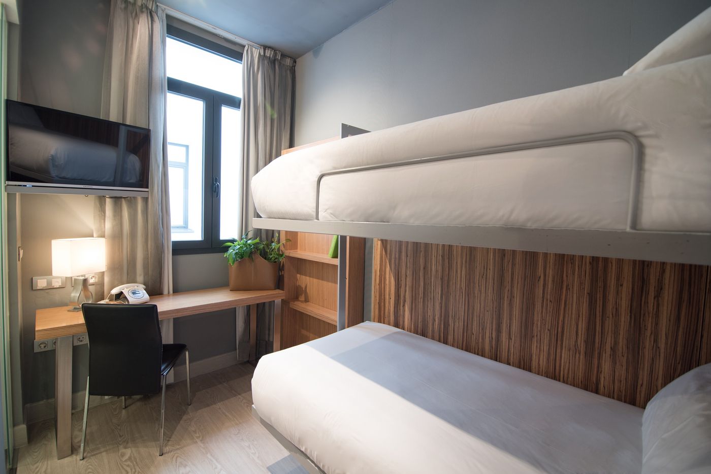 Petit-Palace-Tres-Cruces-Spain-Room-10