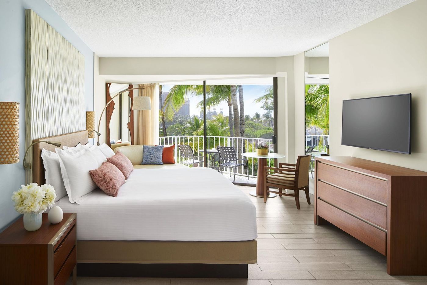 The-Coral-at-Atlantis-Room-30