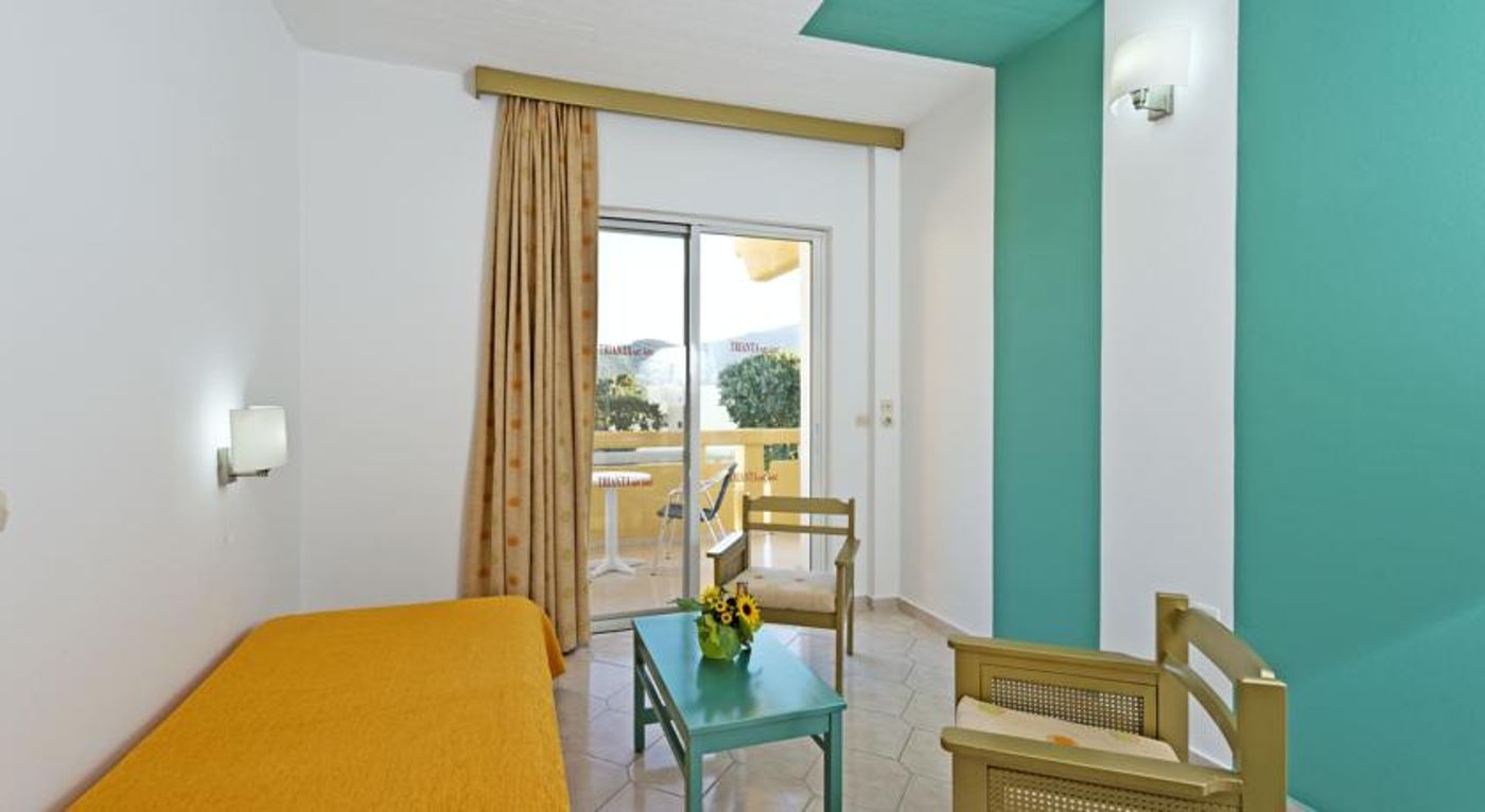 Trianta Hotel Apartments