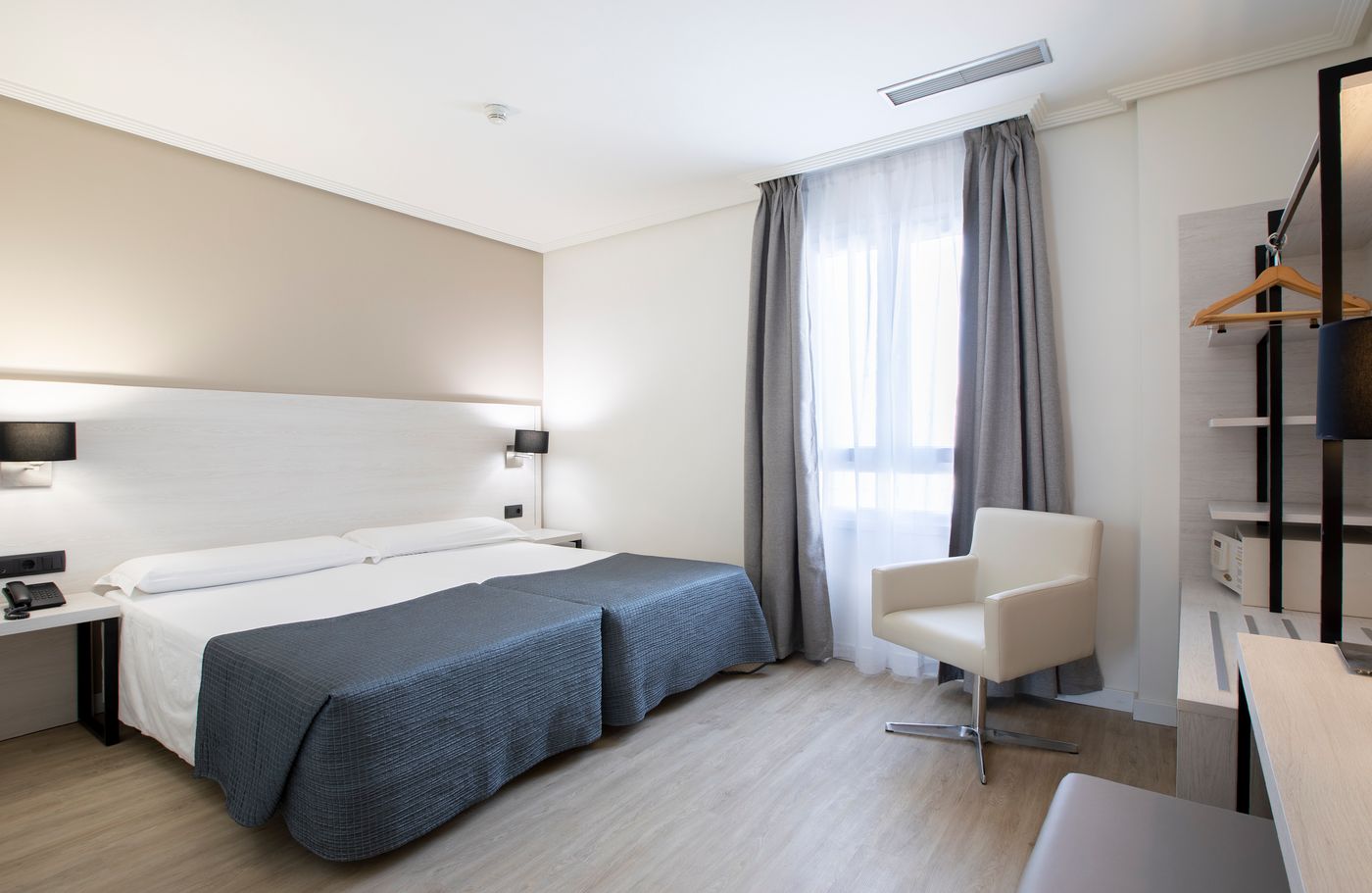 Porcel-Ganivet-Room-24