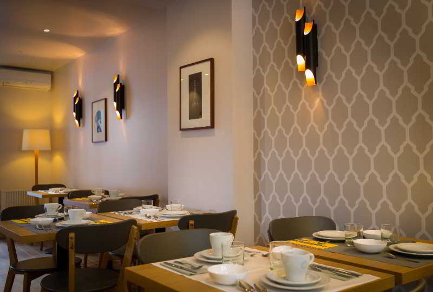 Mirabeau-Eiffel-Restaurant-11