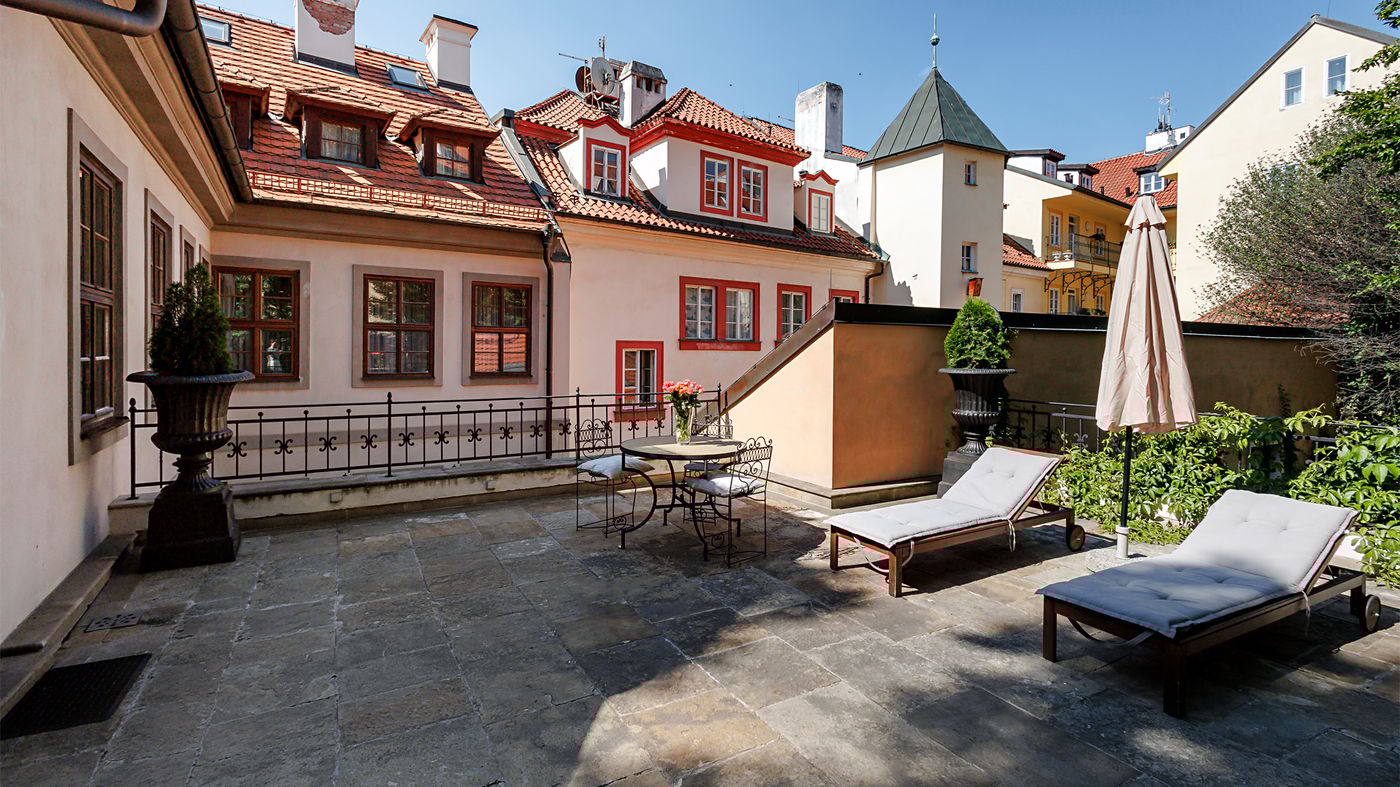 Alchymist-Grand-Hotel-And-Spa-Room-3