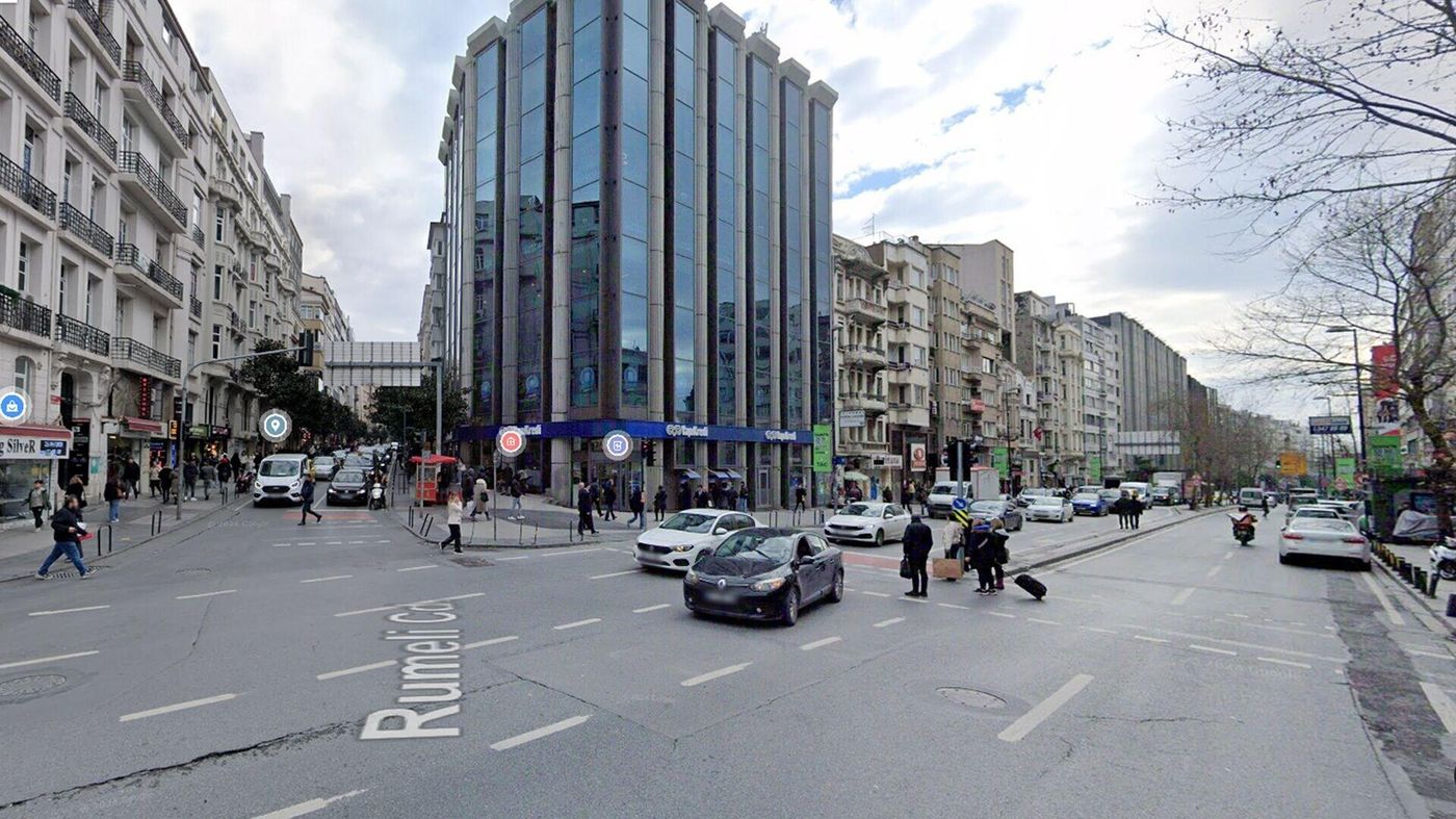 Flamingo Suit-Turkey-SISLI-General view-3