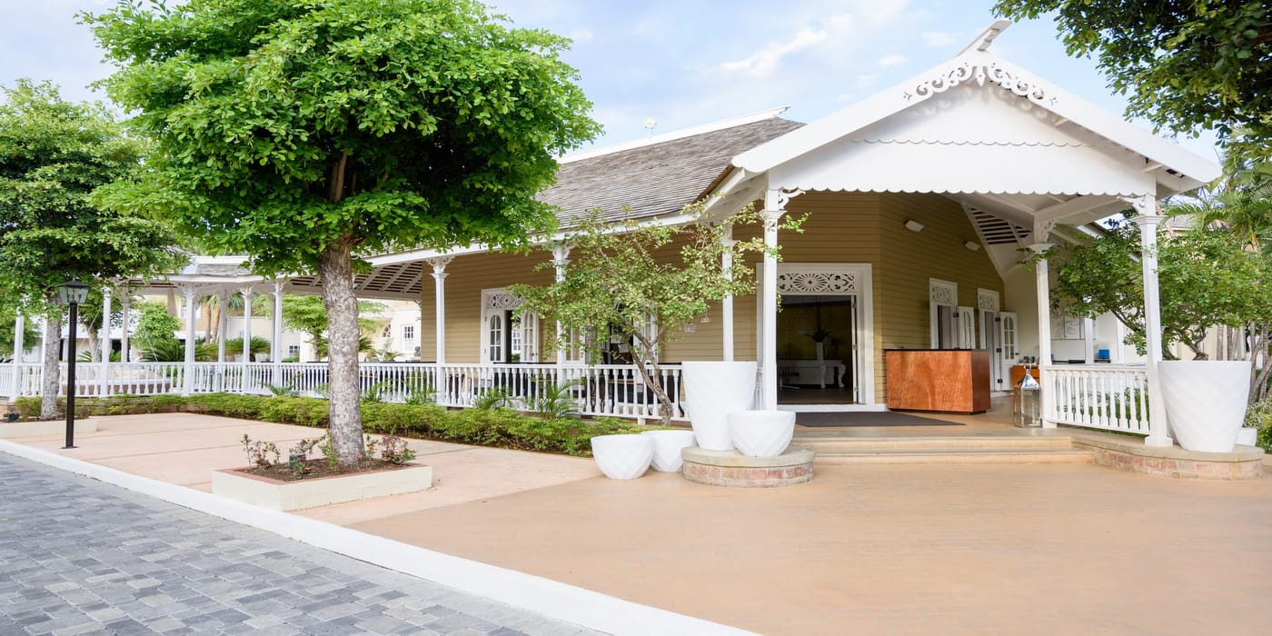 Melia-Braco-Village-Lobby-16