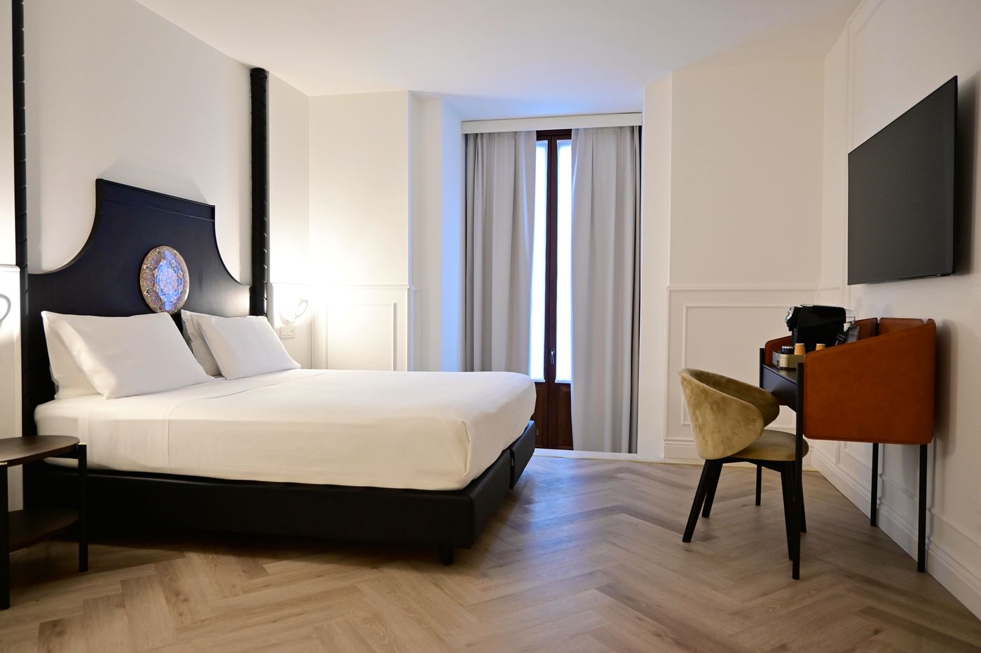 Una-Palace-Hotel-Room-12