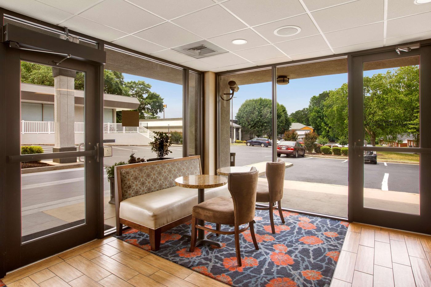 Best Western Southlake Inn-United States-Morrow-Lobby-6