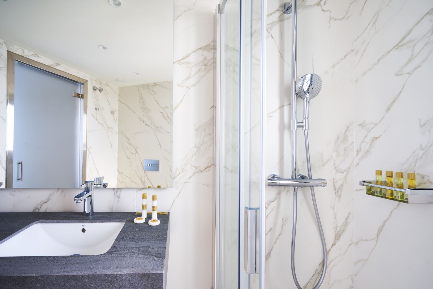 Eurostars-Astoria-Room-44