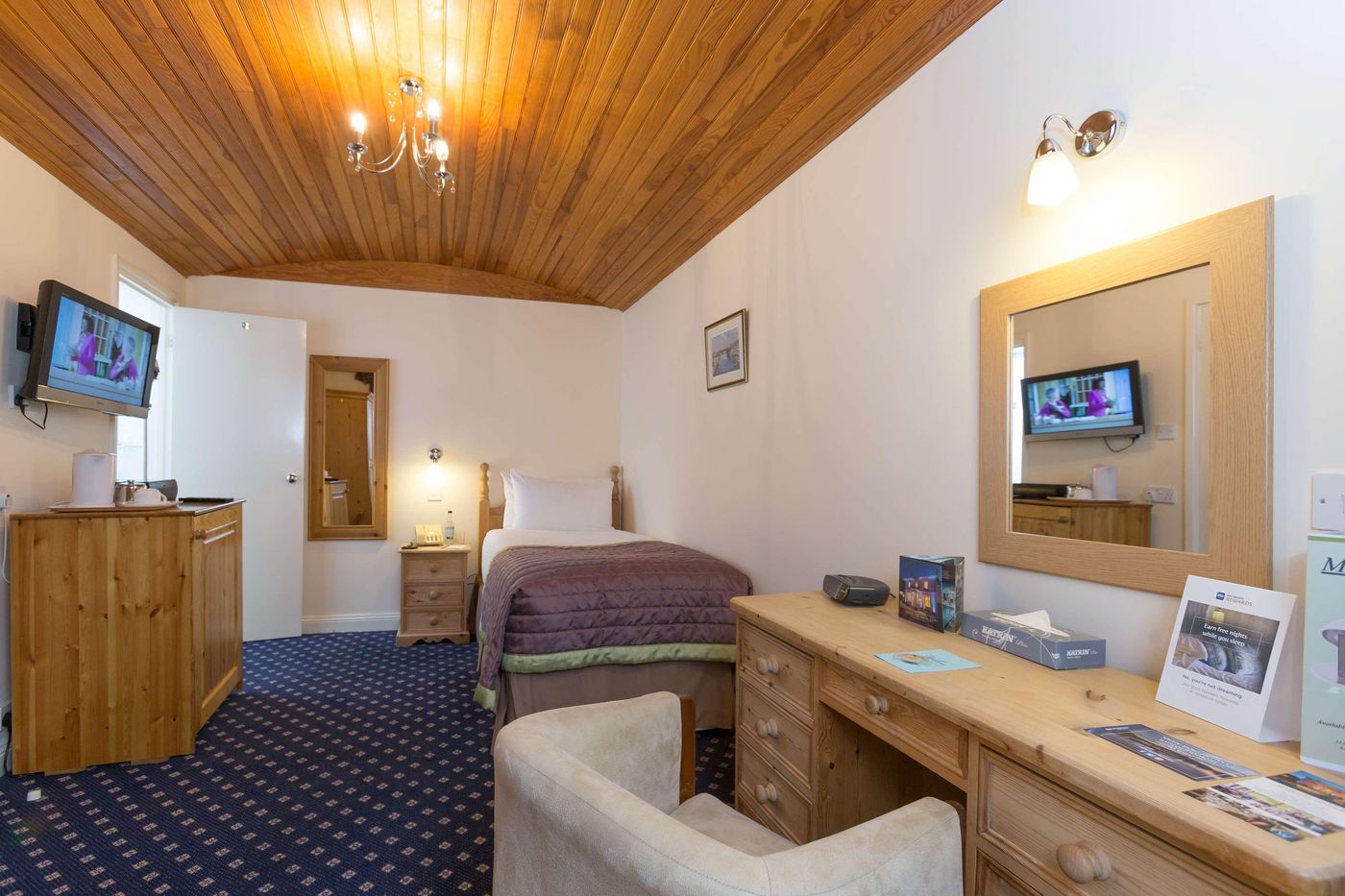 Best-Western-Hotel-De-Havelet-Room-10
