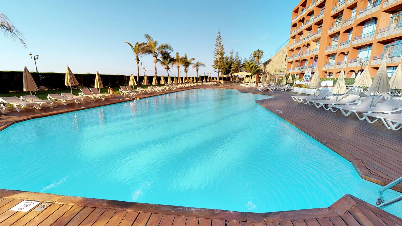 Vistaflor-Cura-Marina-Pool-7