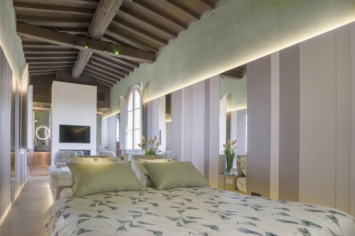 Msnsuites-Palazzo-dei-Ciompi-Room-4