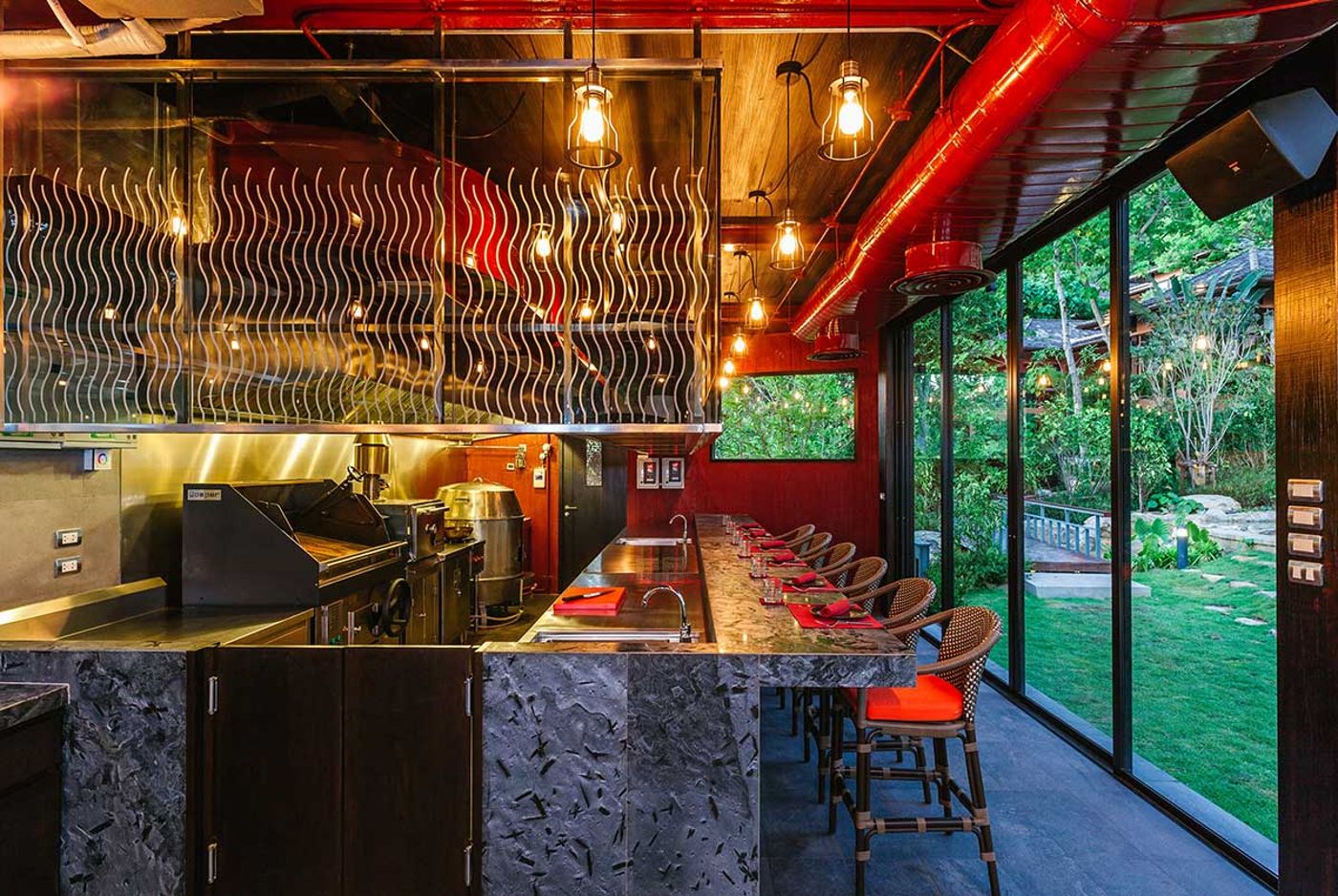 Sri-Panwa-Phuket-Luxury-Pool-Villa-Hotel-Restaurant-55