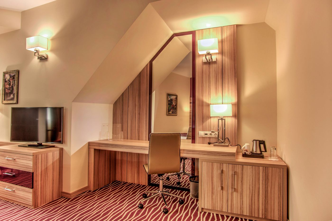 Holiday-Inn-Plovdiv-Room-36