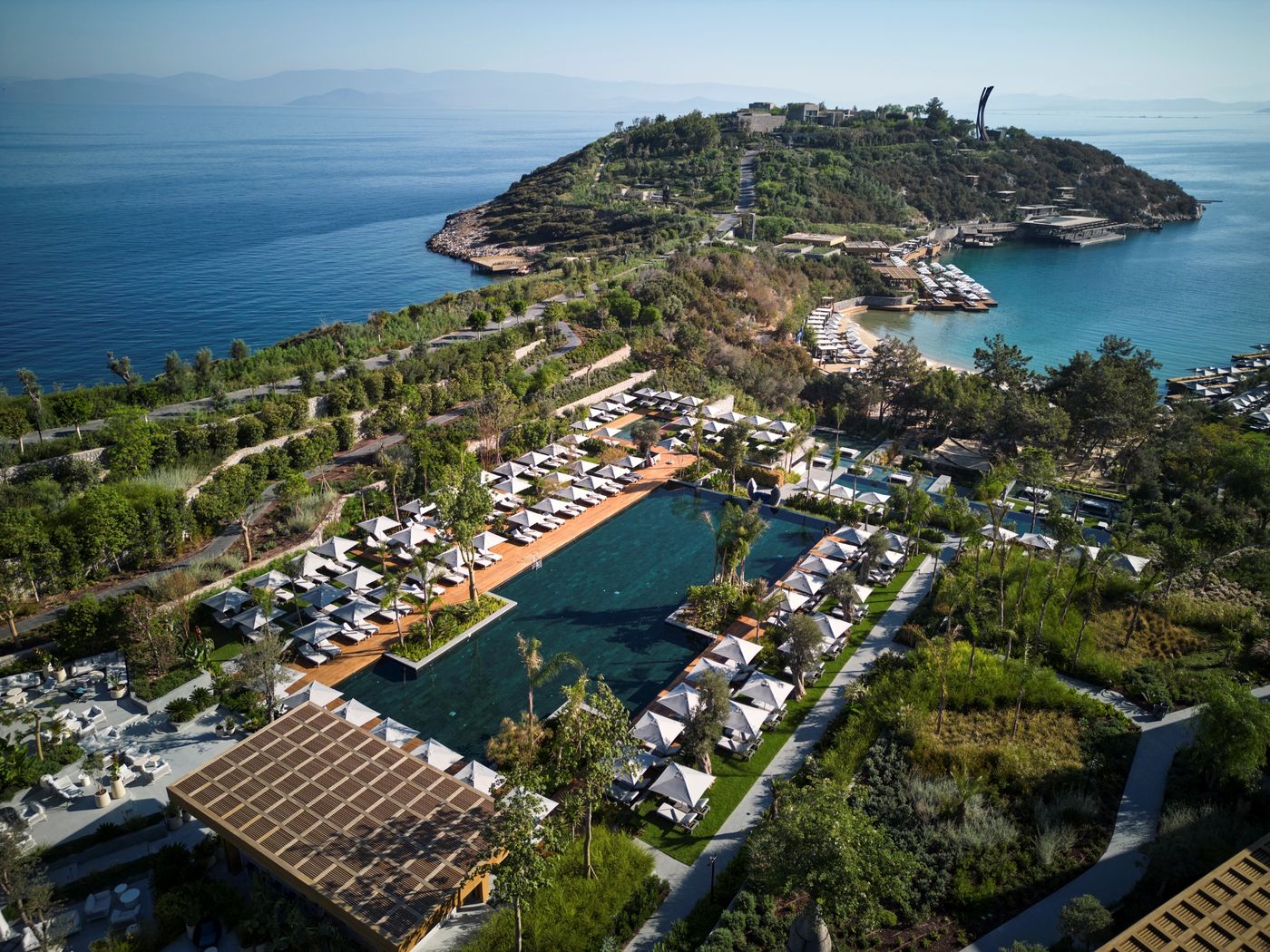 Hilton-Bodrum-Turkbuku-Resort---Spa-Pool-80