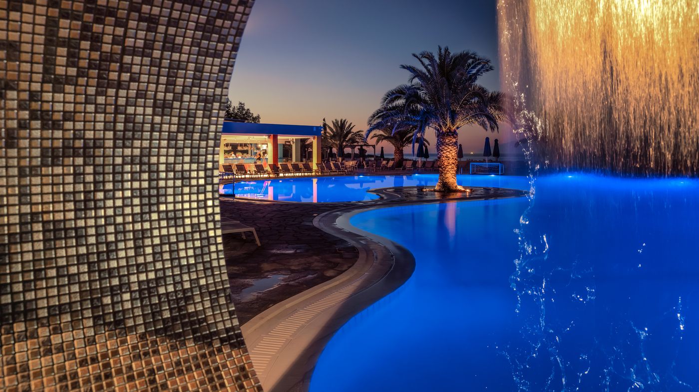 Mareblue-Beach-Pool-9