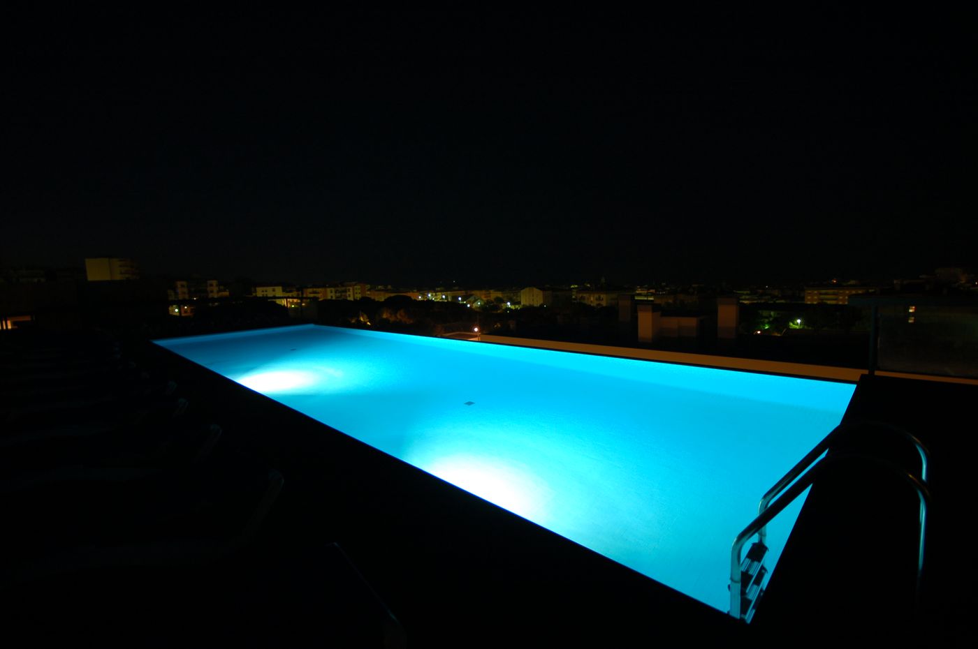 Resort-Sitges-Apartment-Pool-21