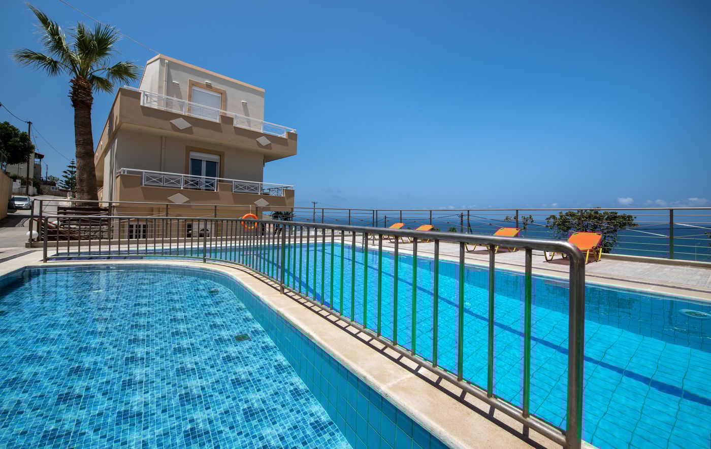 Sunrise-Apartments---Sfakaki-Pool-4