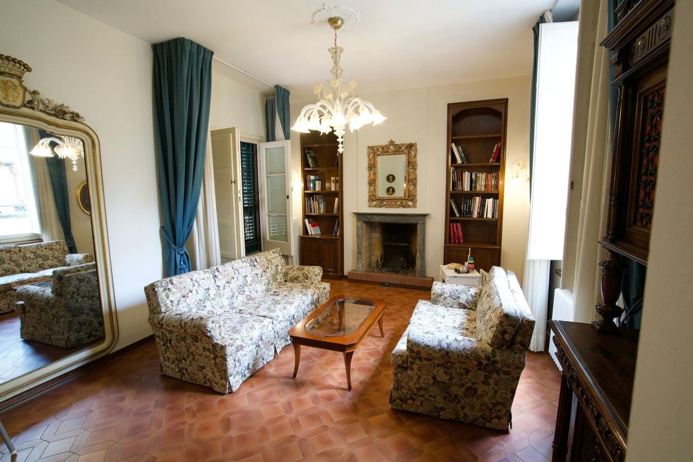 La-Terrazza-Di-Via-Elisa-Sports-and-Entertainment-5