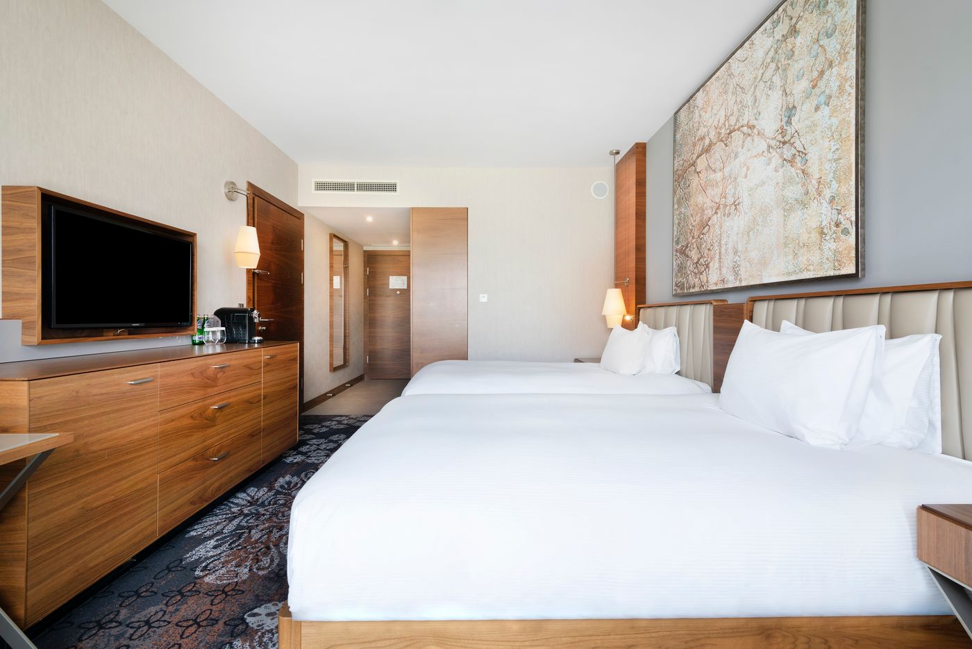 DoubleTree-by-Hilton-Krakow-Hotel---Convention-Cen-Room-32