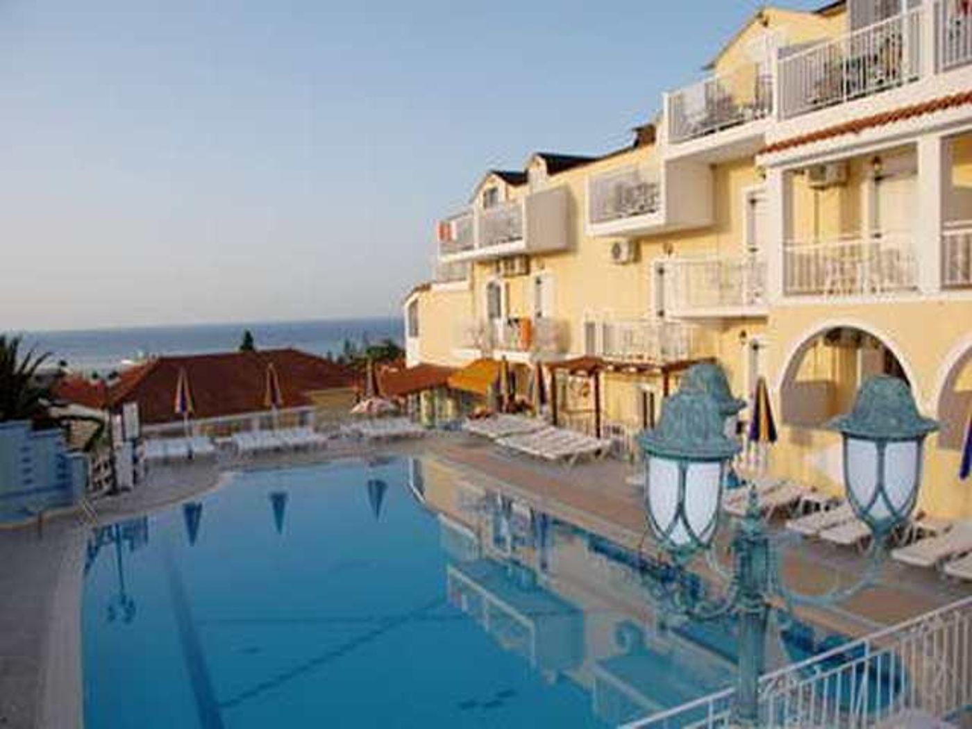 Captains - Commodore - Admiral Complex