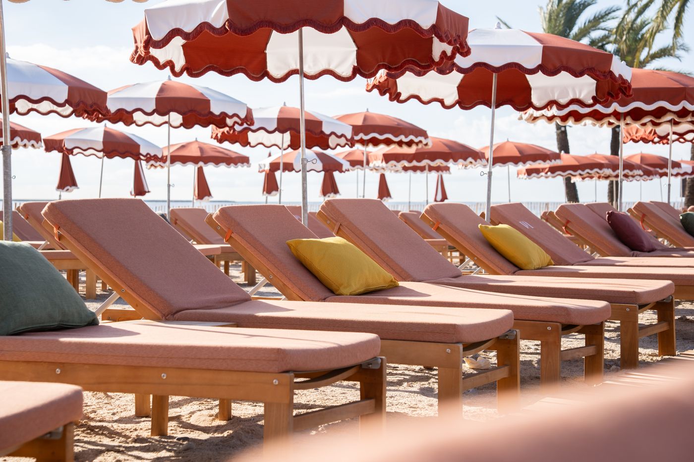 Holiday-Inn-Resort-Nice-Port-St--Laurent-Beach-64