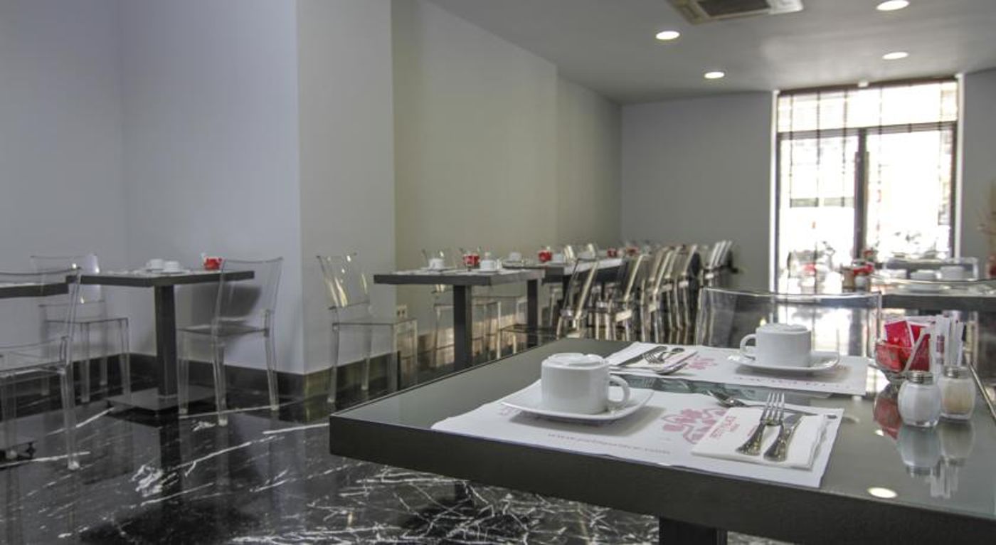 Petit Palace Germanias