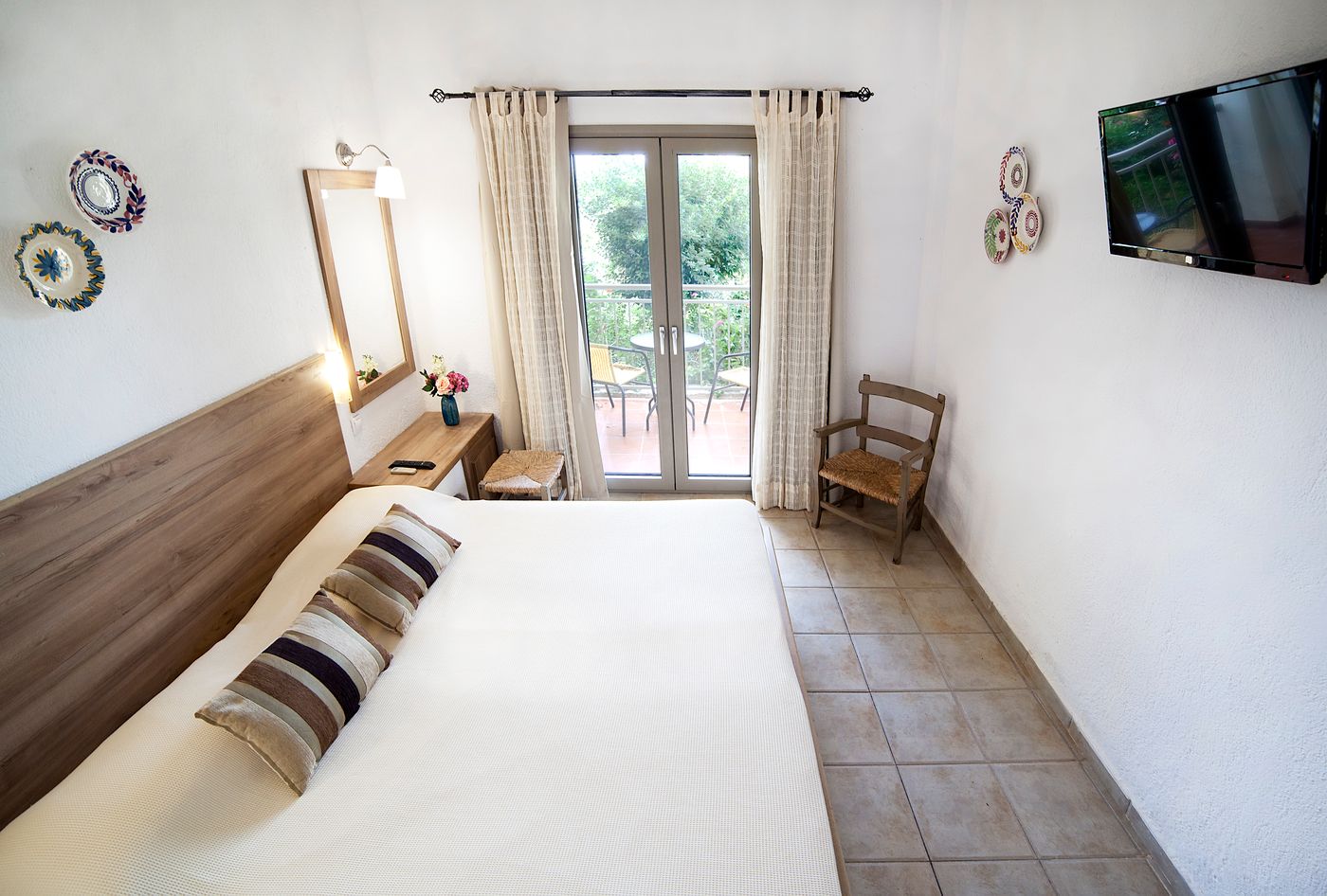 Elpida Village Hotel