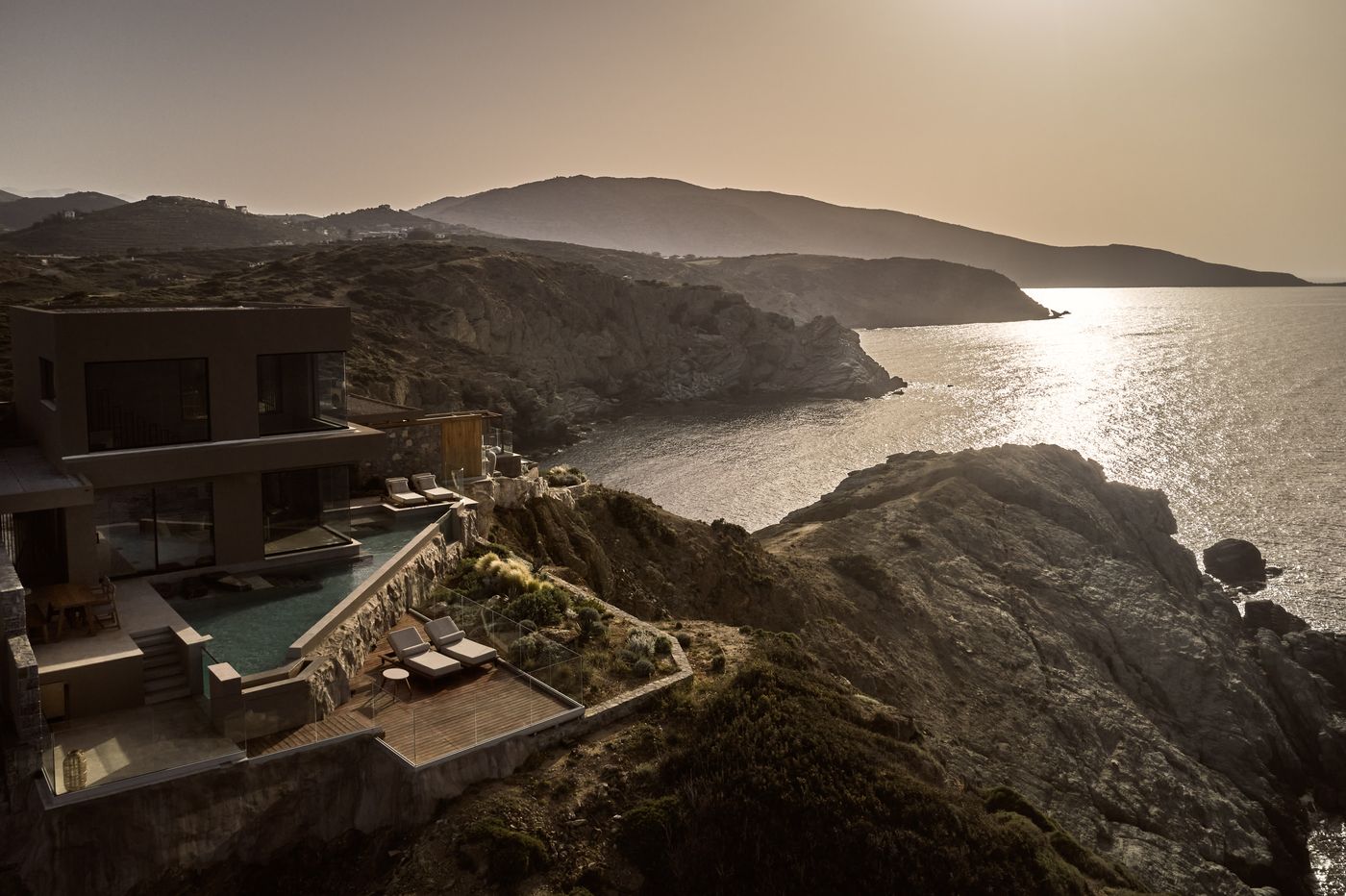 Acro Wellness Suites - Adults Only