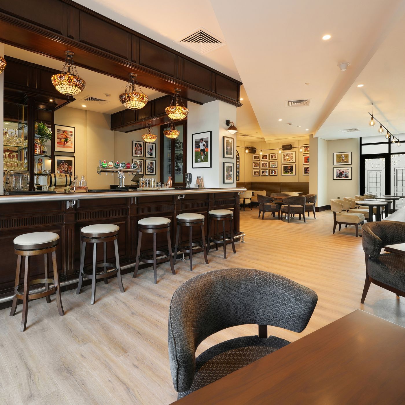 Arabian-Park-Dubai--An-Edge-By-Rotana-Hotel-Bar-14