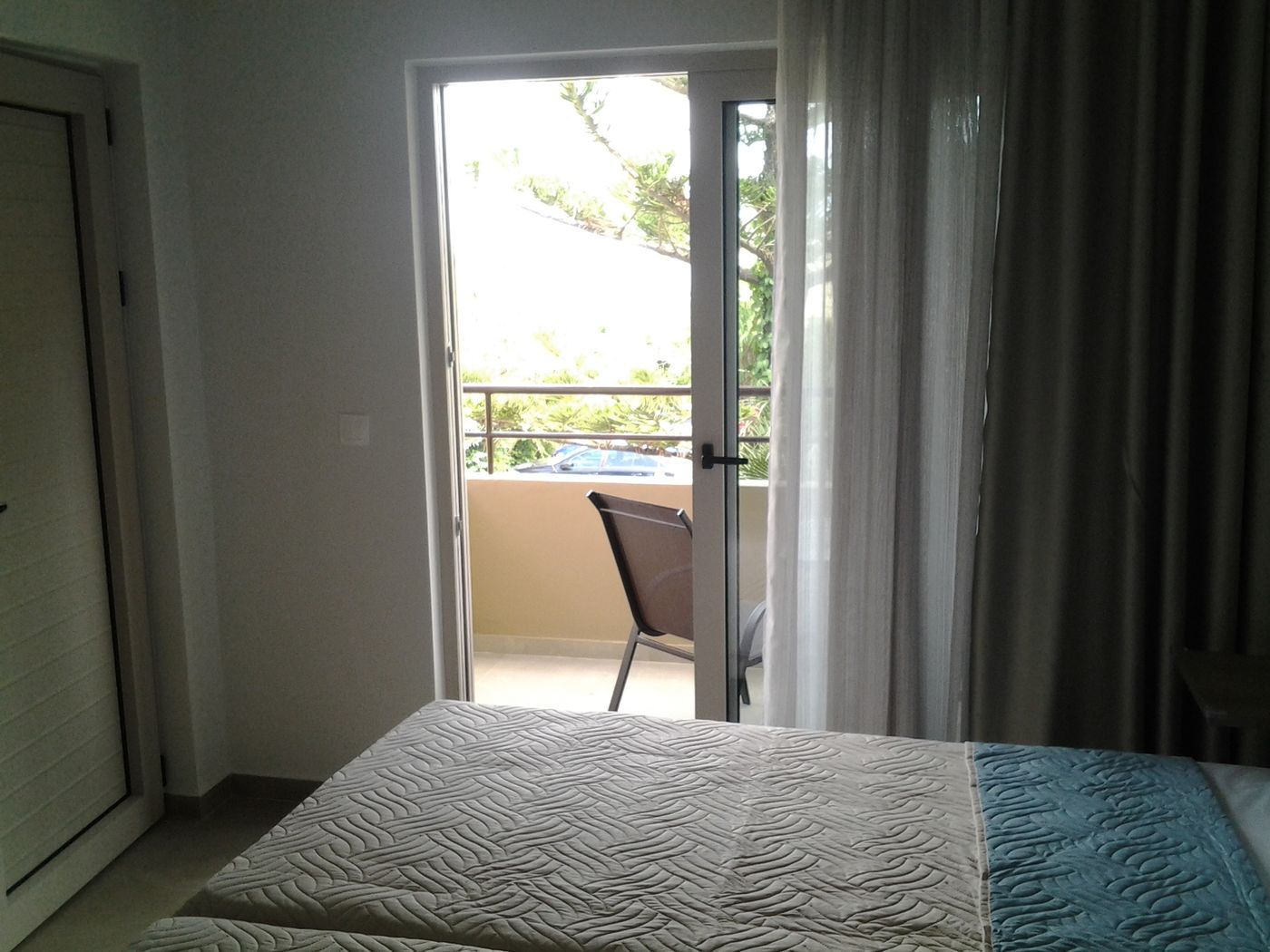 Lola-Apartments-Room-20