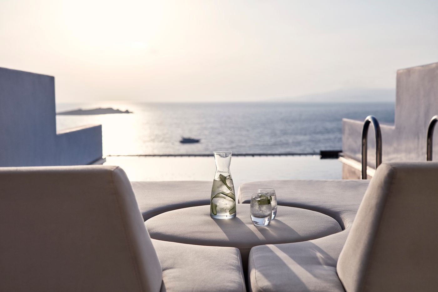 Myconian-Korali-Relais---Chateaux-Room-85