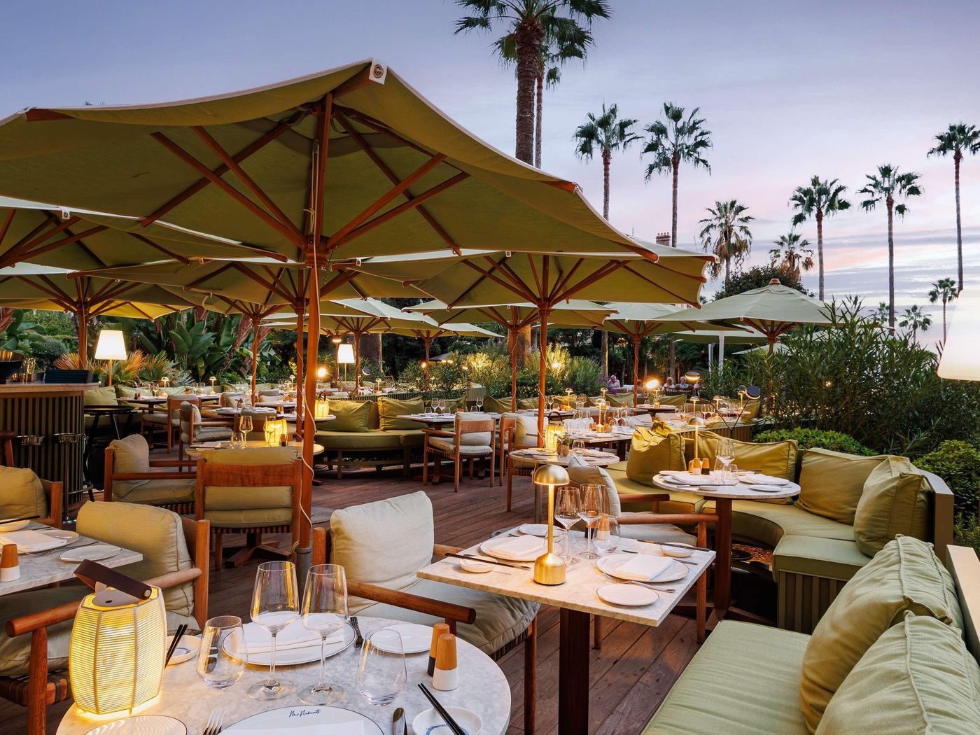 Le-Grand-Hotel-Restaurant-7