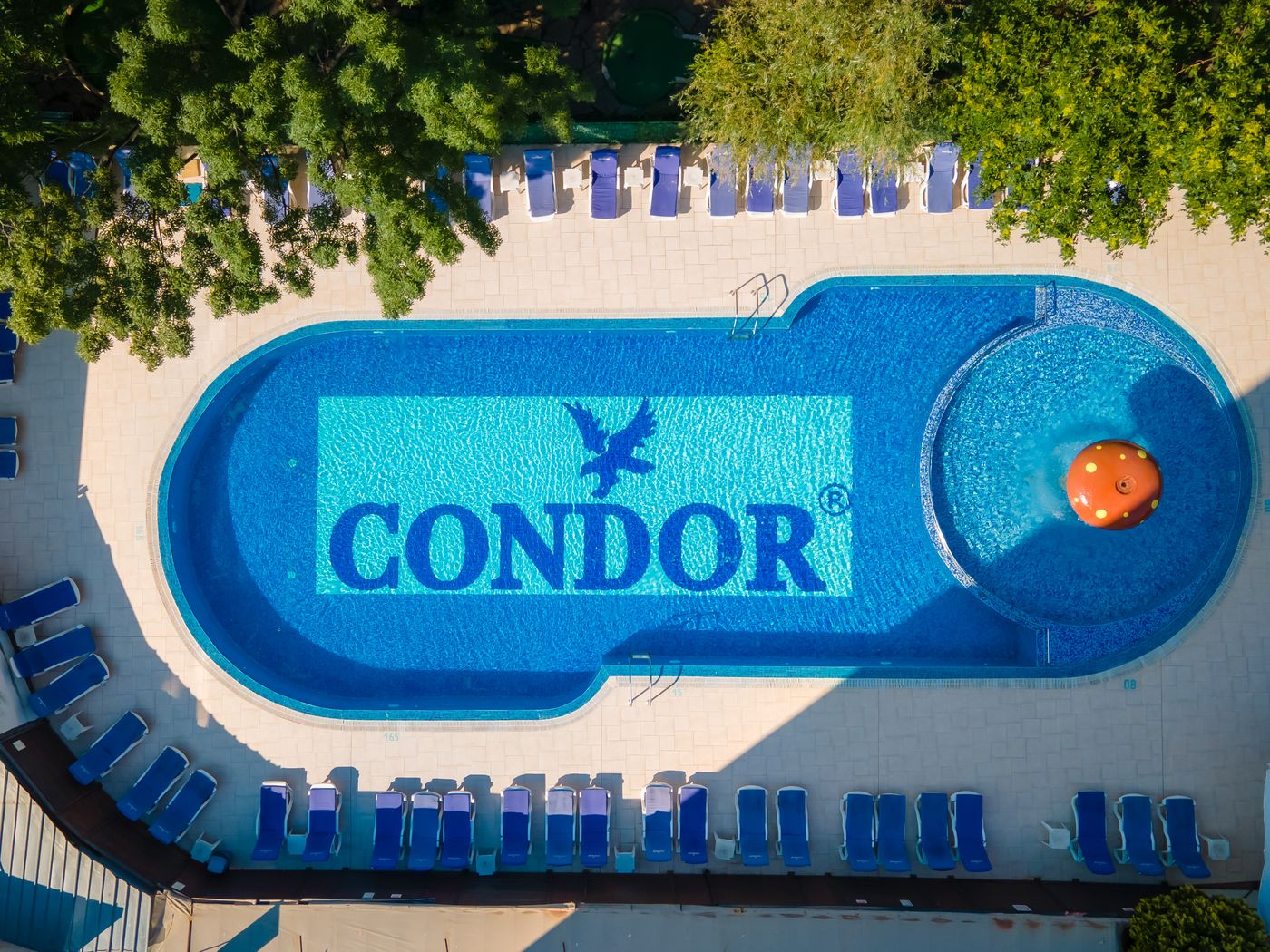 MPM-Hotel-Condor-Pool-18