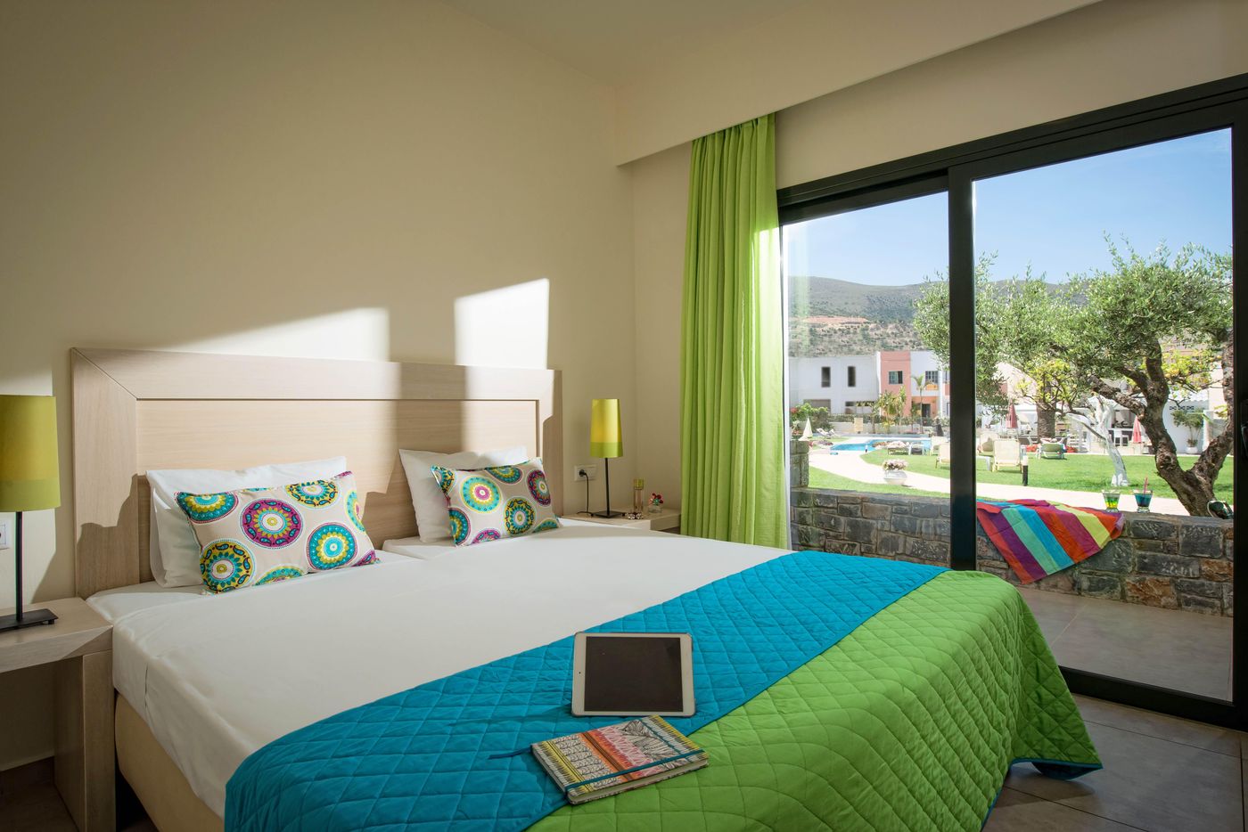 Kristalli-Apartments-Room-12