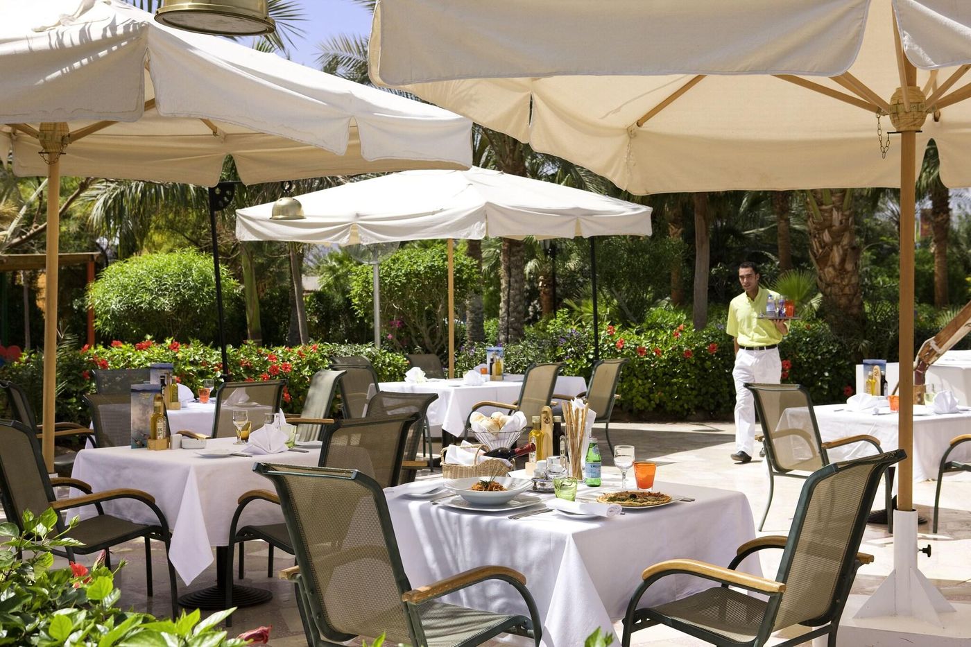 Novotel-Sharm-El-Sheikh-Beach-Restaurant-16