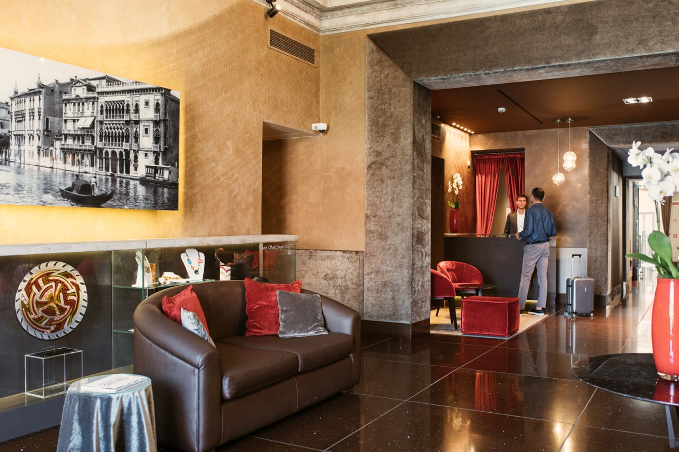 Palazzo-Barocci-Lobby-12