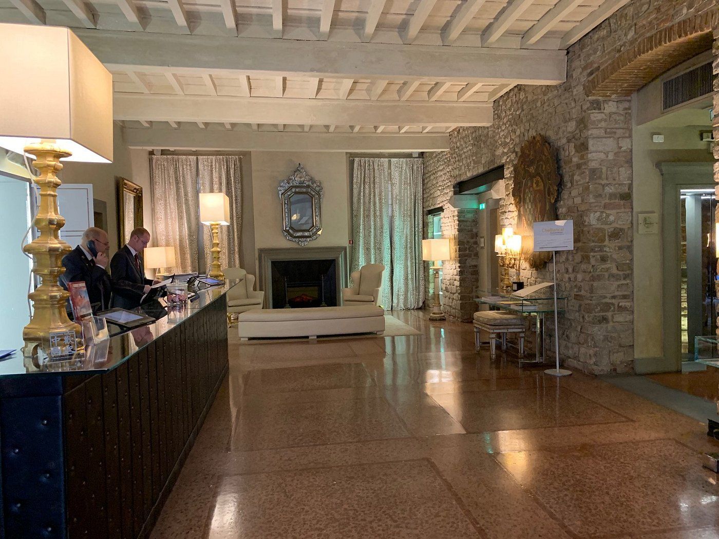 Hotel-Brunelleschi-Lobby-14