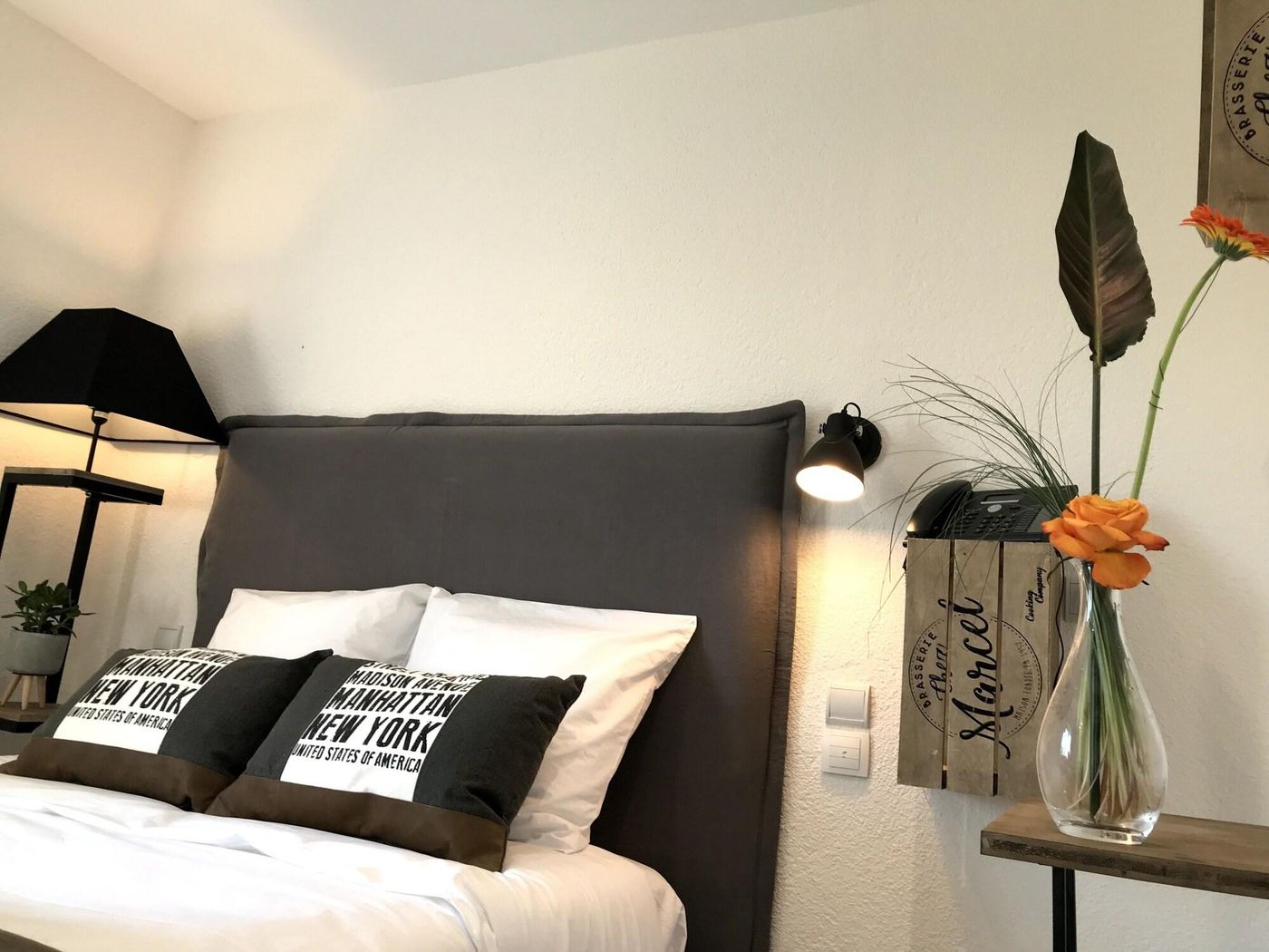 Hostellerie des Bichonnières - France - AMBERIEUX-EN-DOMBES - Room - 7