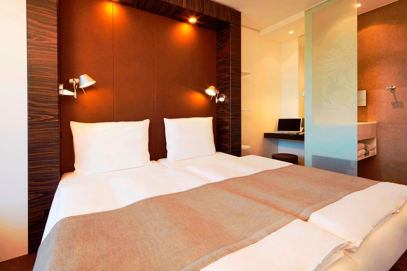 B-B-Hotel-Koln-West-Room-23