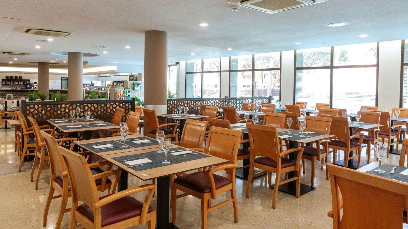 MedPlaya-Hotel-Monterrey-Restaurant-19